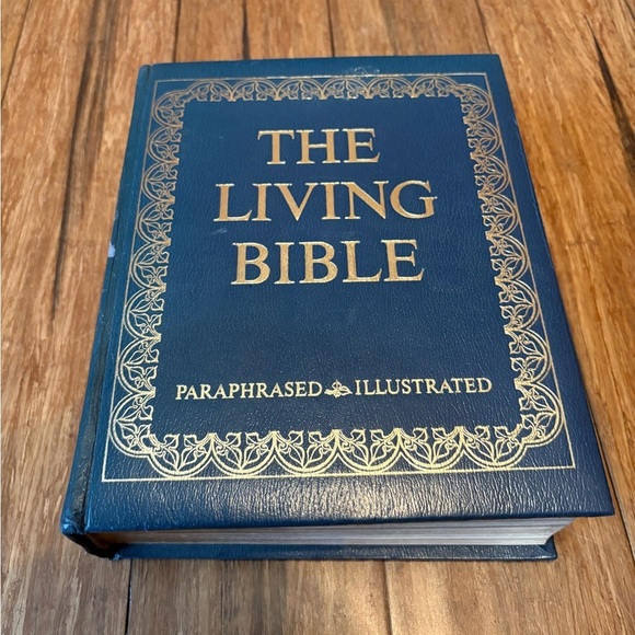 The Living Bible Tyndale 1973 Leather Paraphrased & Illustrated - Picture 1 of 16